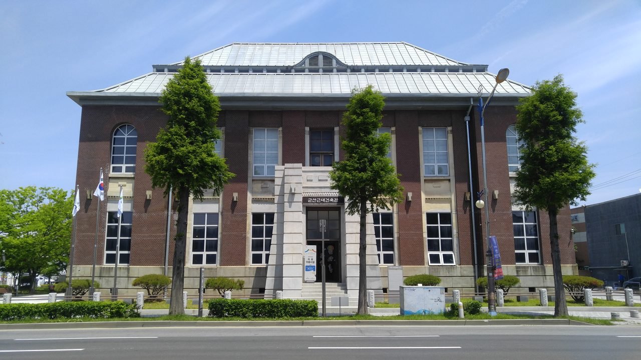 Gunsan Modern Architecture Hall (former Bank of Chosen)
