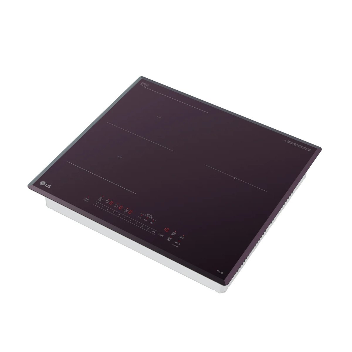 검은 상판의 LG 인덕션을 비스듬히 본 모습
